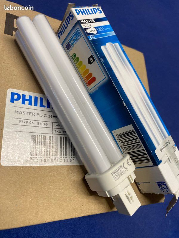 Ampoule Philips MASTER PL-C 4p 26W - 2G11 - 1000-1999 Lm - Neuf