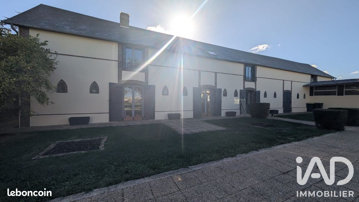 Maison 8 pièces 272 m² · à Chavigny-Bailleul · 272 m² · 510 000 €
