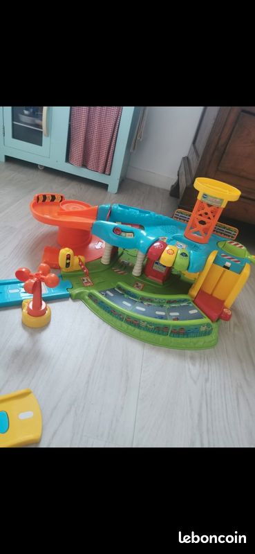 Circuit et voiture Tut tut bolides (image 2)