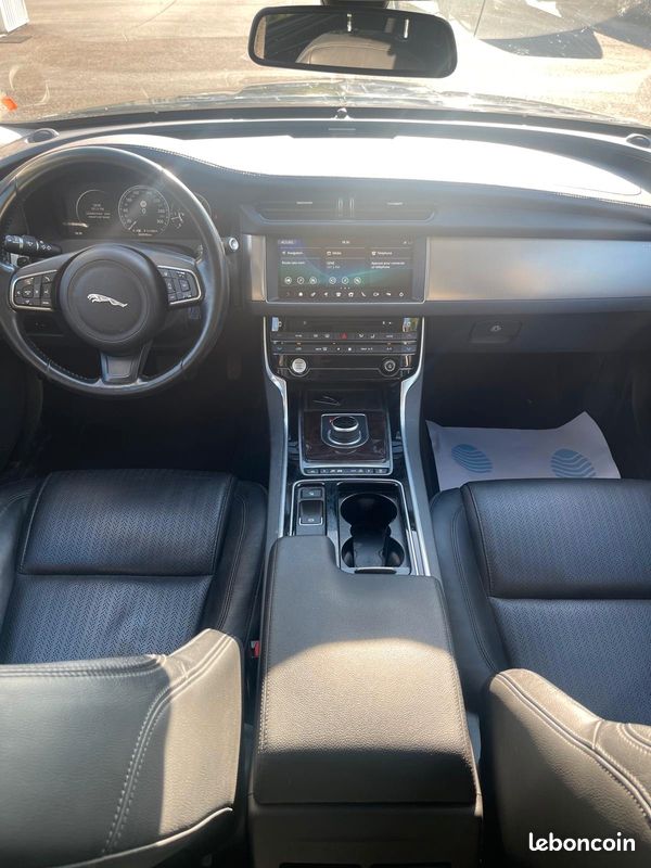 Jaguar XF 3.0 D 300ch Business Prestige / Suivi complet chez Jaguar (image 5)