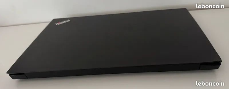 Lenovo ThinkPad E15 / Intel Core I5-10210U 1.60GHz / Mémoire 16 Go DDR4 / Stockage SSD NVMe de 512 Go / Windows 11 Pro (image 9)
