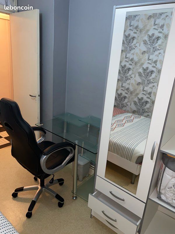 Appartement 6 pièces 60 m² · à Lille · 60 m² · 470 €
