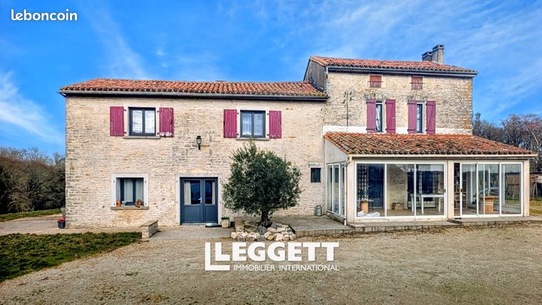 Maison 7 pièces 198 m²