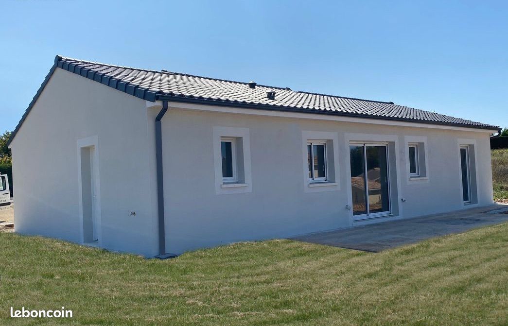 Maison 4 pièces 73 m² · à Saint-Fargeau · 73 m² · 1 040 €