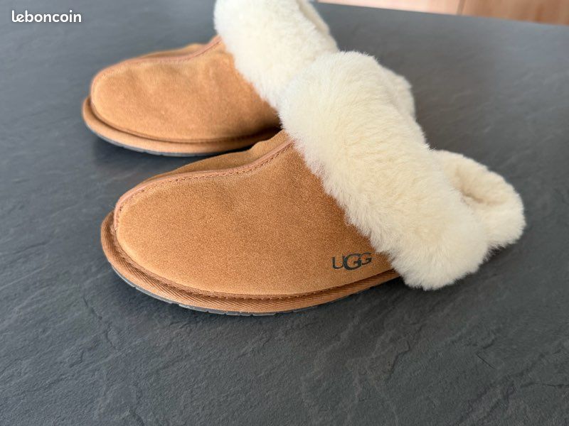 Pantoufles UGG (image 1)