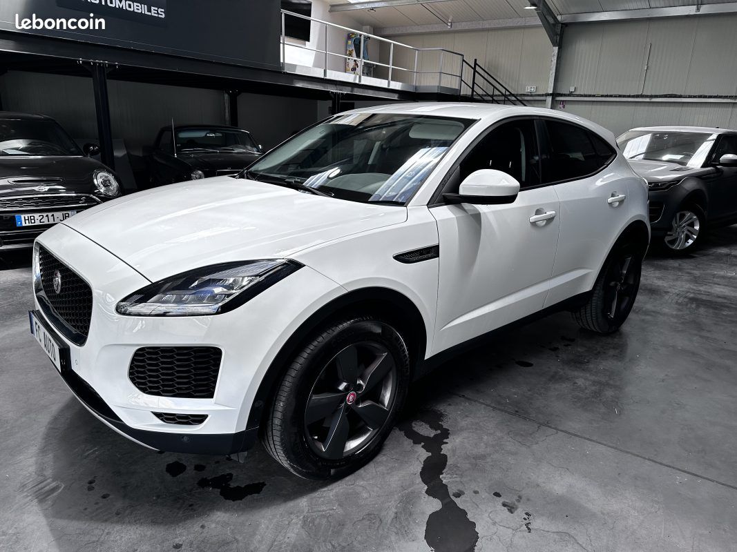 Jaguar e-pace jaguar e-pace 2.0d 150cv r-dynamic s 2018 (image 4)