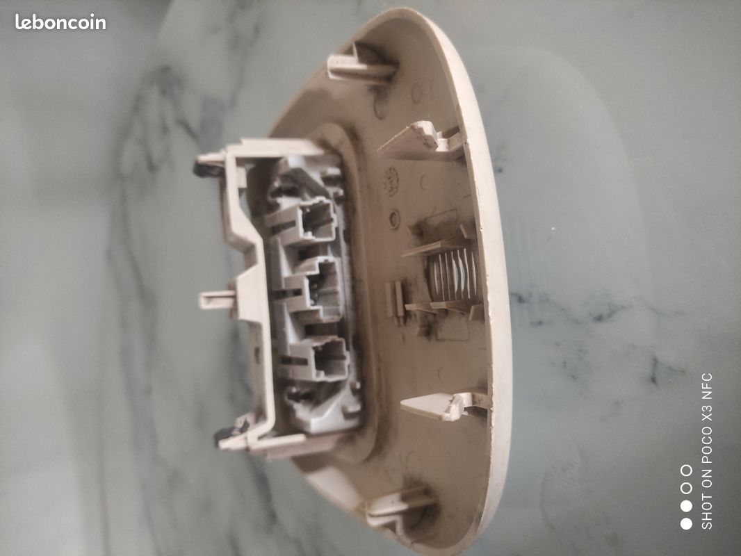 Plafonnier D’occasion Pour Citroën C4 Phase 1 – Réf. 6362N2, Compatible 1.6 HDI
