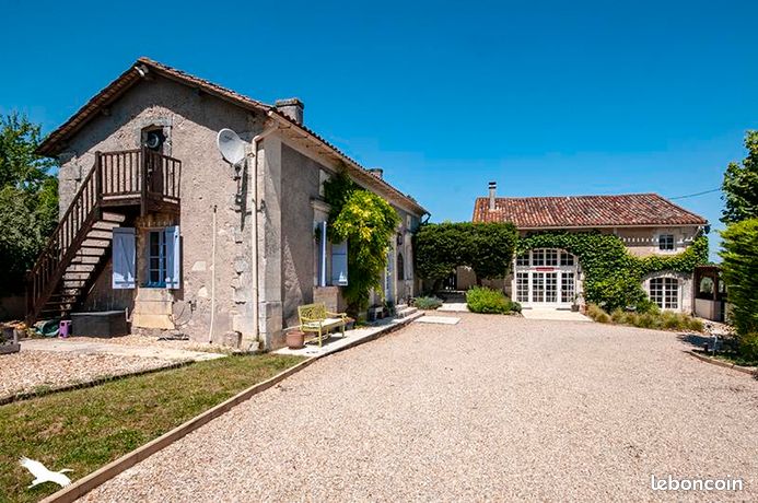 Maison 6 pièces 228 m²