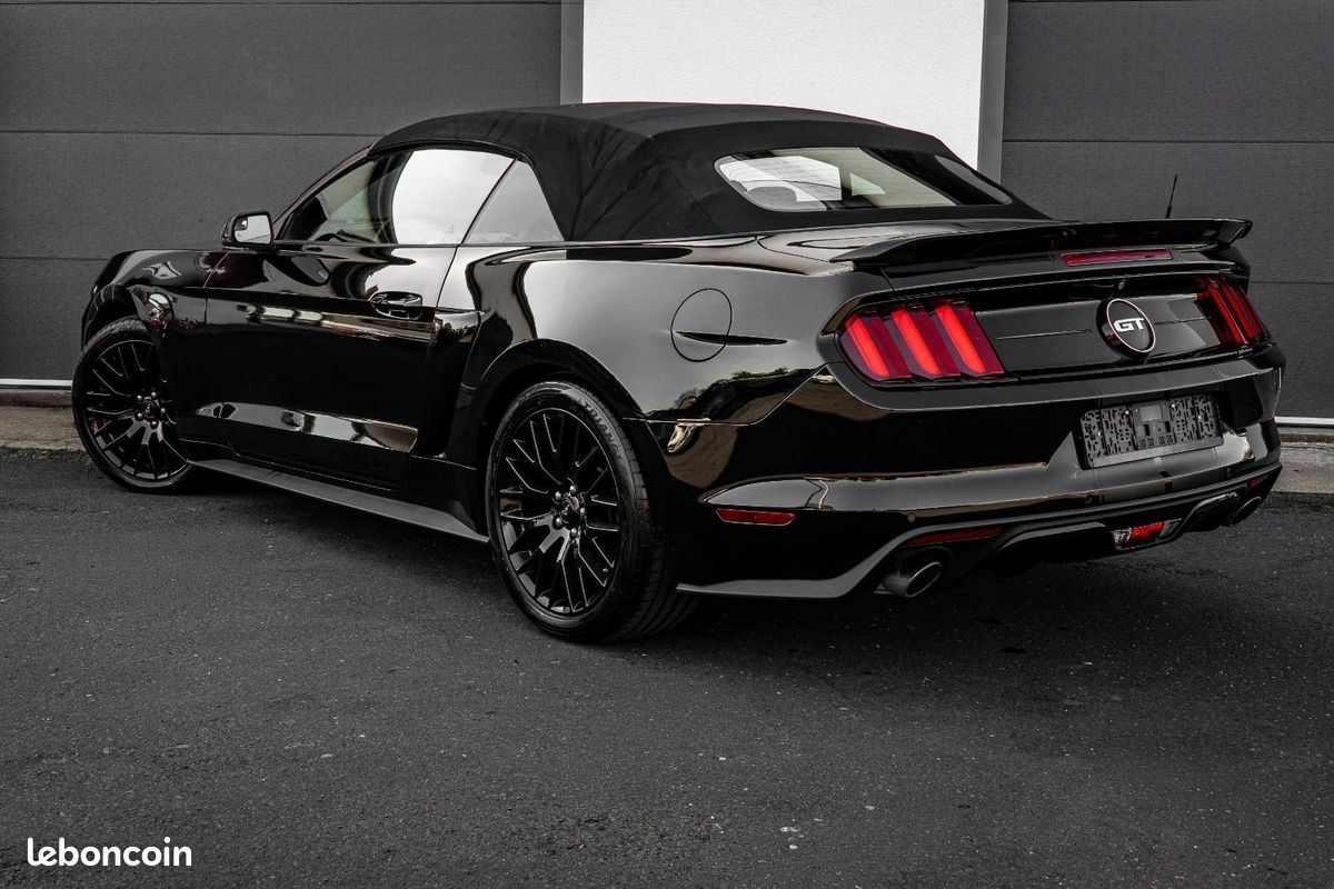 FORD Mustang GT 5.0 V8 441 ch Cabriolet – BVA – Cuir – GPS – Caméra (image 6)