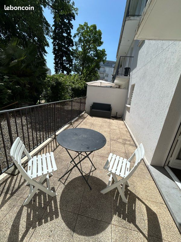 Appartement 1 pièce 28 m² · à Pau · 27,6 m² · 80 000 €