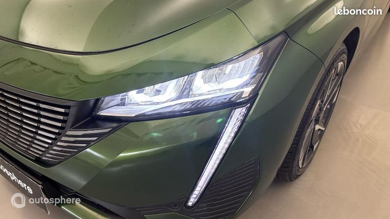 Peugeot 308 PHEV 180ch Allure Pack e-EAT8 (image 17)