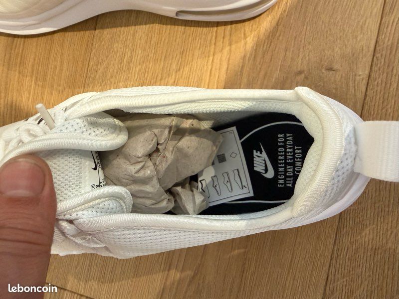 Baskets Nike blanches Axis (image 5)
