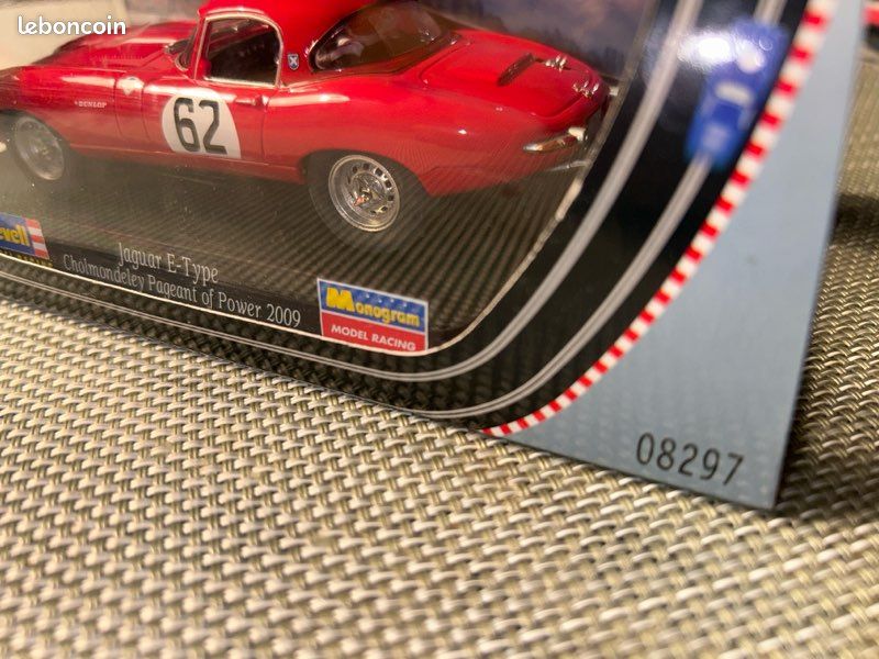 08297 Revell Jaguar Type E Cholmondeley Pageant Of Power échelle 1/32 slot car