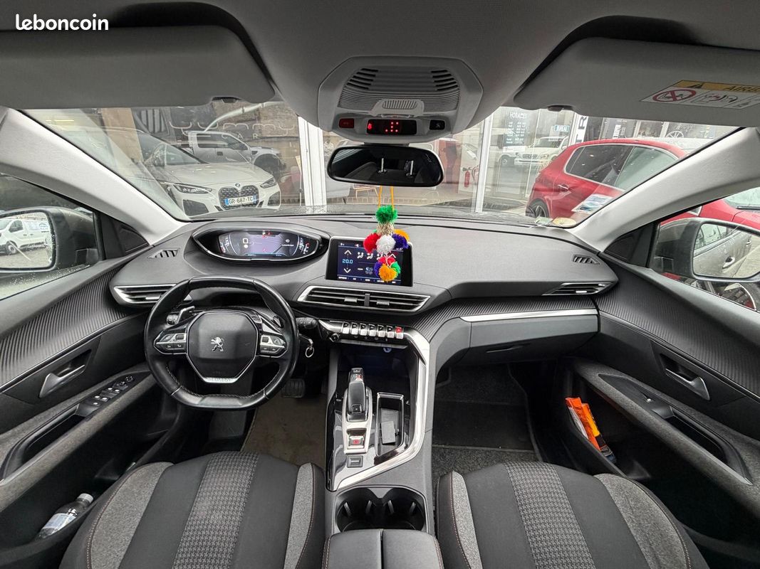 Peugeot 5008 Active Business HDI 130cv EAT8 (image 18)
