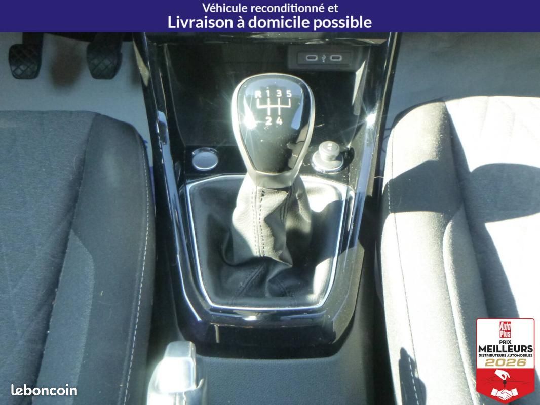 Volkswagen T-Cross 1.0 TSI 95 Start/Stop BVM5 - Life (image 19)