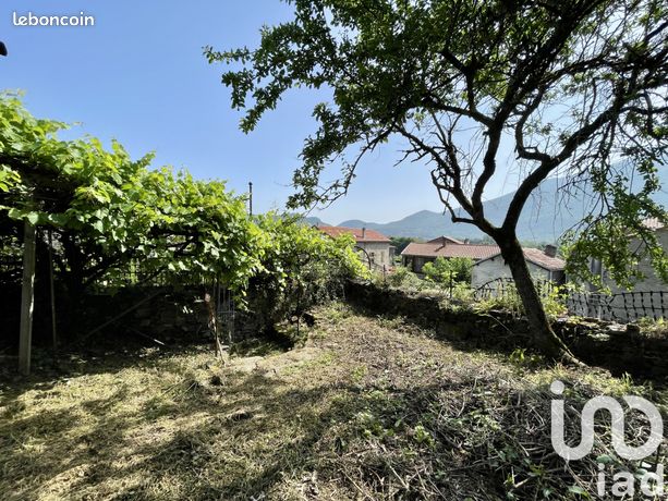 Terrain 245 m² Saléchan