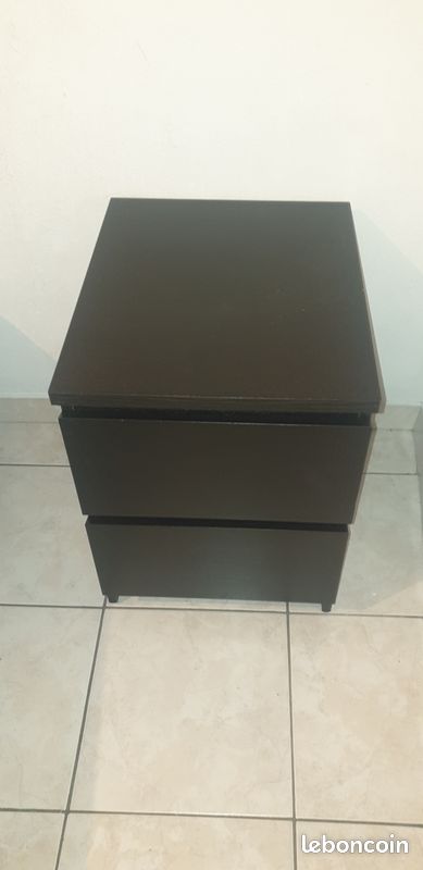 Vend table de chevet (image 2)
