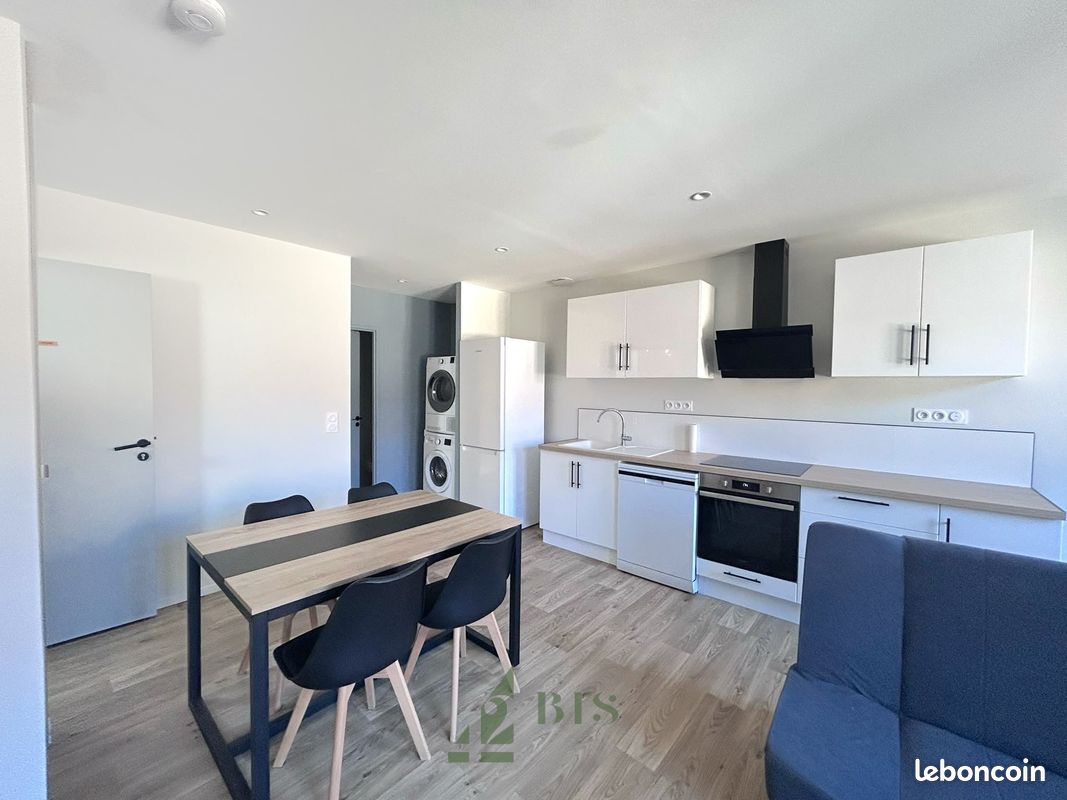 Appartement 2 pièces 38 m² · à Roanne · 38 m² · 545 €