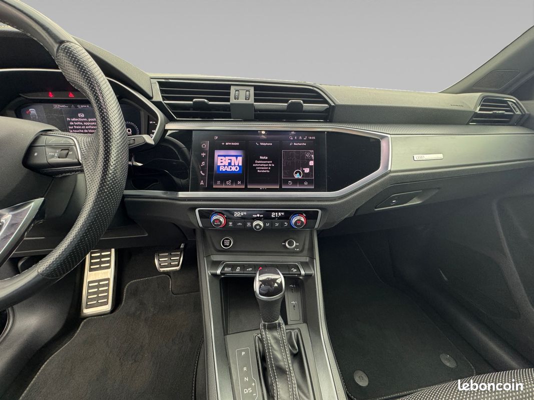 AUDI Q3 Sportback 45 TFSIe 245 ch S tronic 6 S line (image 13)