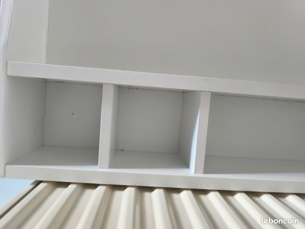 Bureau (image 8)