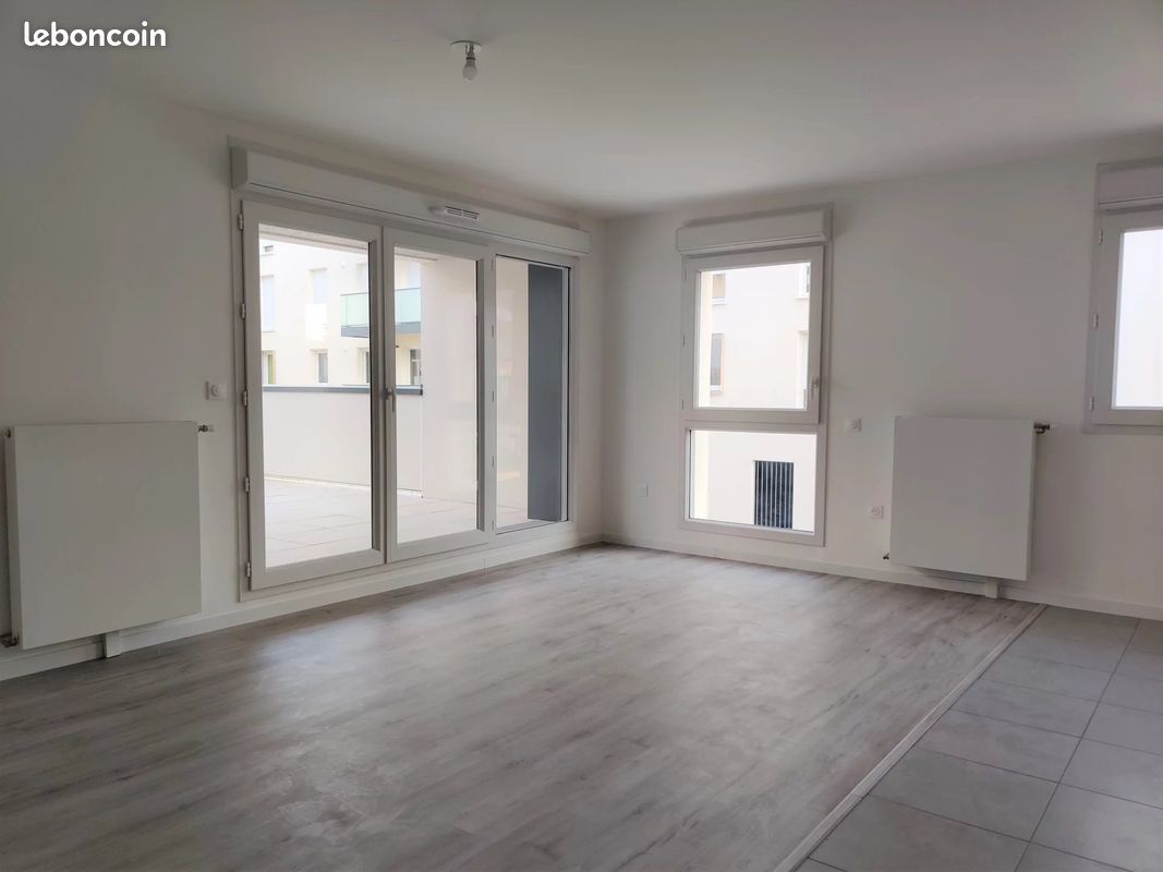 Appartement a louer mont-saint-aignan - 4 pièce(s) - 85 m2 - Surfyn