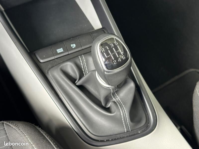 Hyundai i20 1.0 T-GDi 100ch Hybrid Intuitive (image 20)