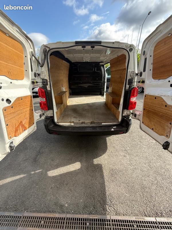 Citroën Jumpy FOURGON FGN XL BLUEHDI 120 S&S BVM6 CLUB (image 10)