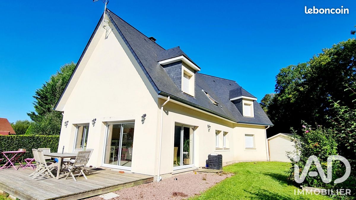 Maison 10 pièces 189 m² · à Pont-l'Évêque · 189 m² · 588 000 €
