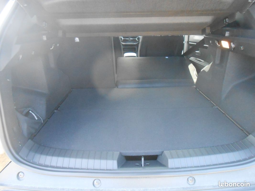 DACIA Duster Hybrid 140 Journey 4 X 2 (image 12)