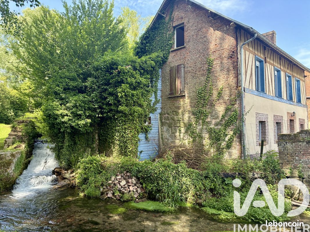 Maison 6 pièces 157 m² · à Thérines · 157 m² · 185 000 €