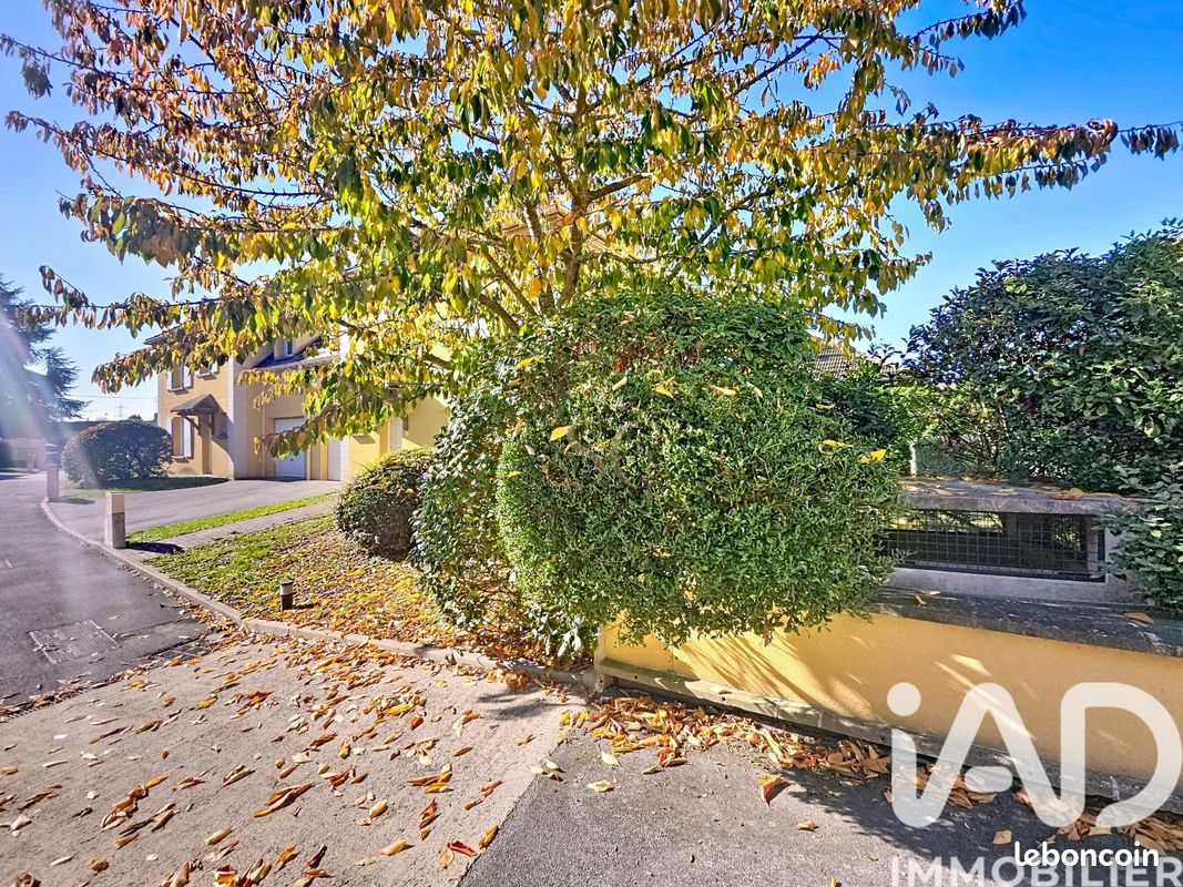 Maison 6 pièces 92 m² · à Luisant · 92 m² · 219 000 €