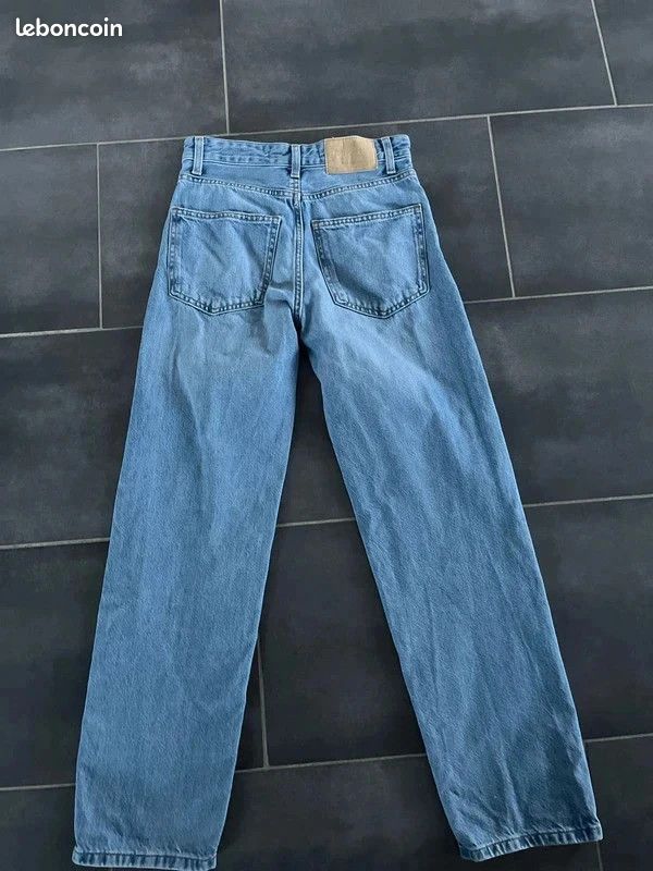 Jean 90's straight Bershka taille française 32 homme Vêtements