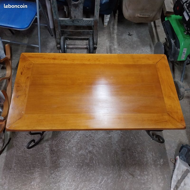 Table de salon (image 1)