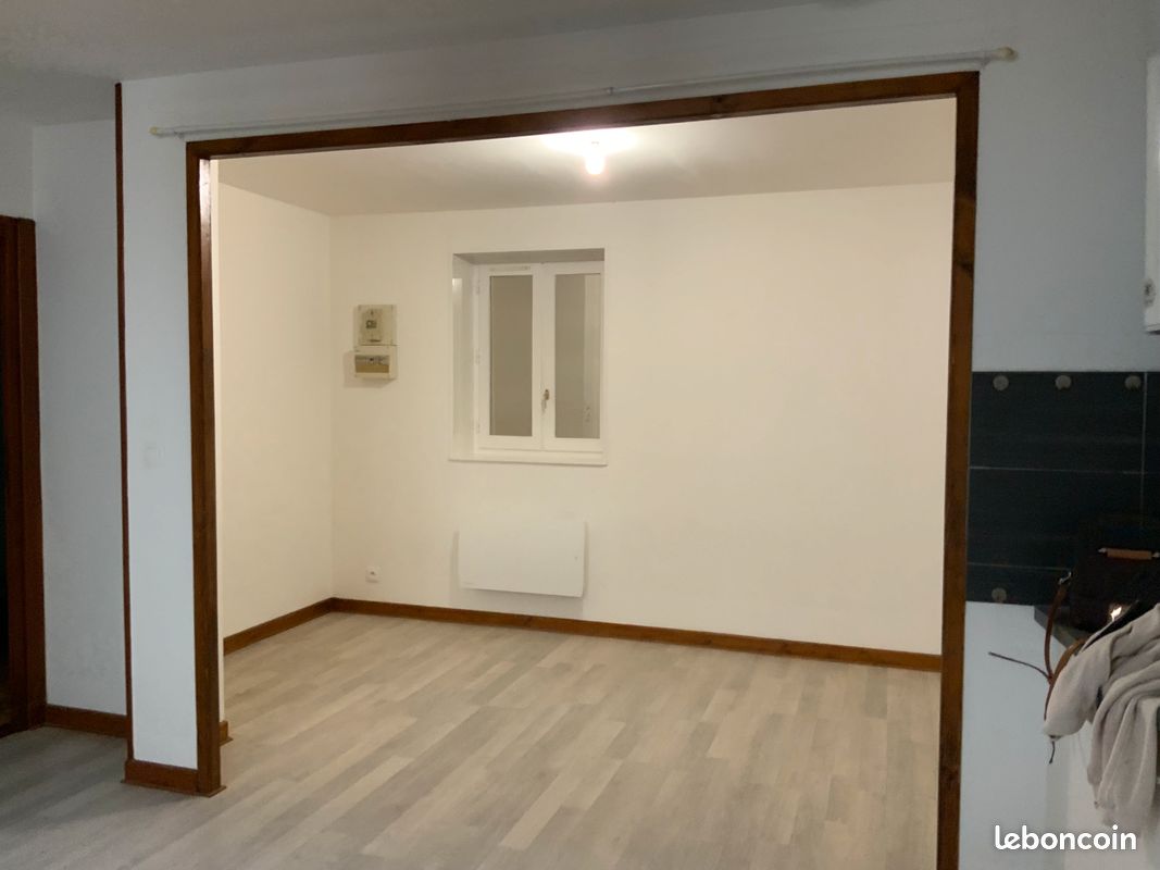 Appartement 1 pièce 30 m² · à Montmerle-sur-Saône · 30 m² · 450 €/mois