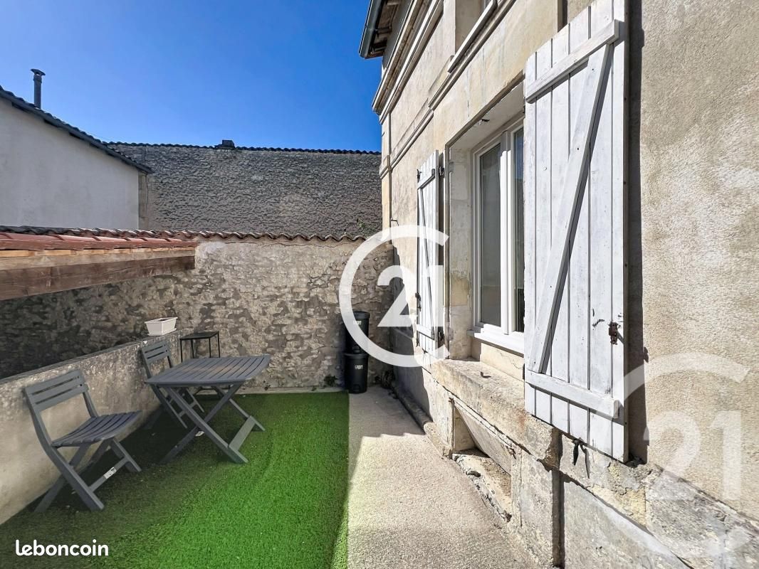 Maison 3 pièces 52 m² · à Cognac · 52 m² · 92 200 €