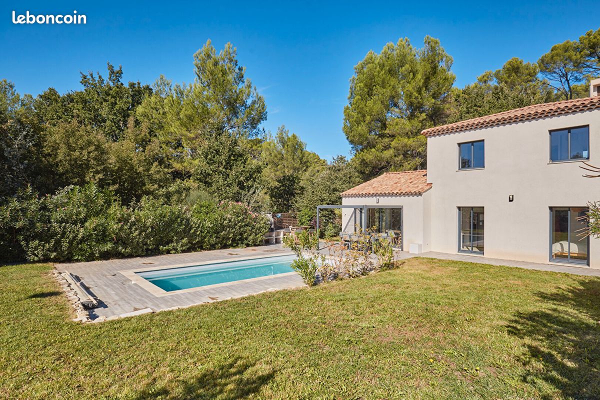 Maison 5 pièces 126 m² · à Rognes · 126 m² · 682 500 €