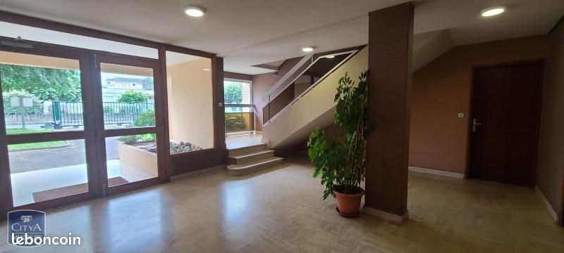 Appartement a louer brive-la-gaillarde - 1 pièce(s) - 28 m2 - Surfyn