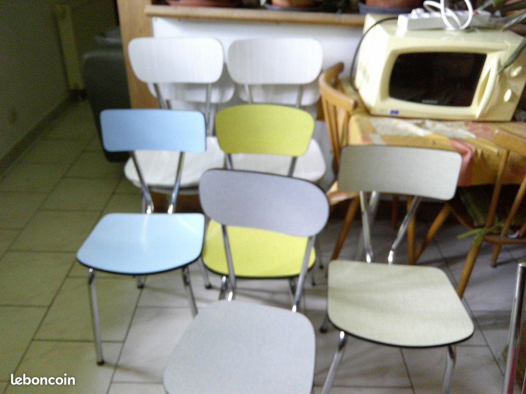 Tables chaises et tabourets en formica (image 1)