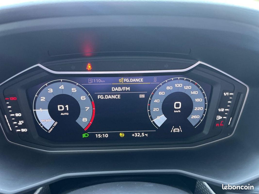 AUDI A1 Sportback 35 TFSI 150 ch S tronic 7 S Line (image 17)