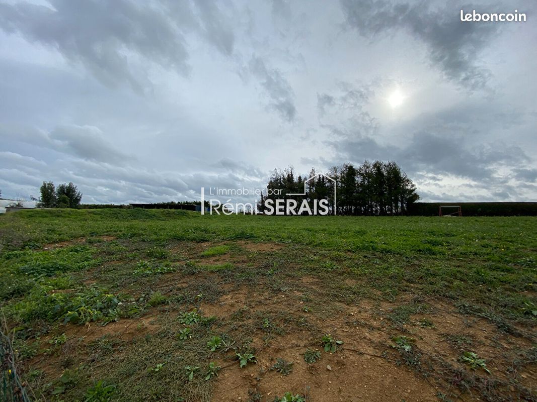 Terrain 580 m² · à Laize-Clinchamps · 580 m² · 97 200 €
