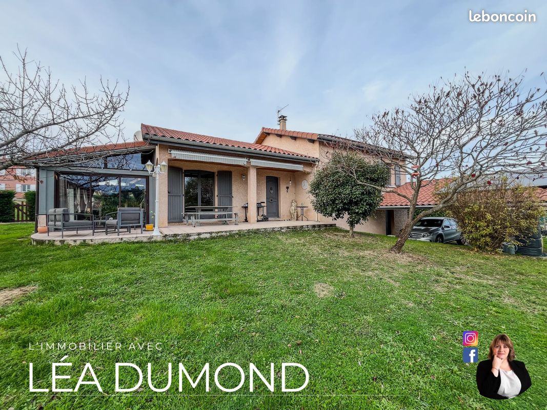 Maison 7 pièces 151 m² · à Saint-Romain-le-Puy · 151 m² · 350 000 €