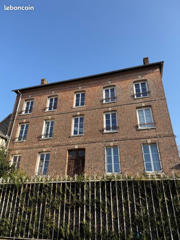 Maison 12 pièces 234 m² · à Doudeville · 234 m² · 169 000 €