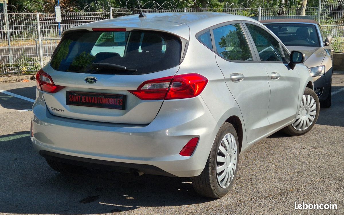 FORD Fiesta 1.1 85CH COOL & CONNECT GARANTIE 12 MOIS (image 4)