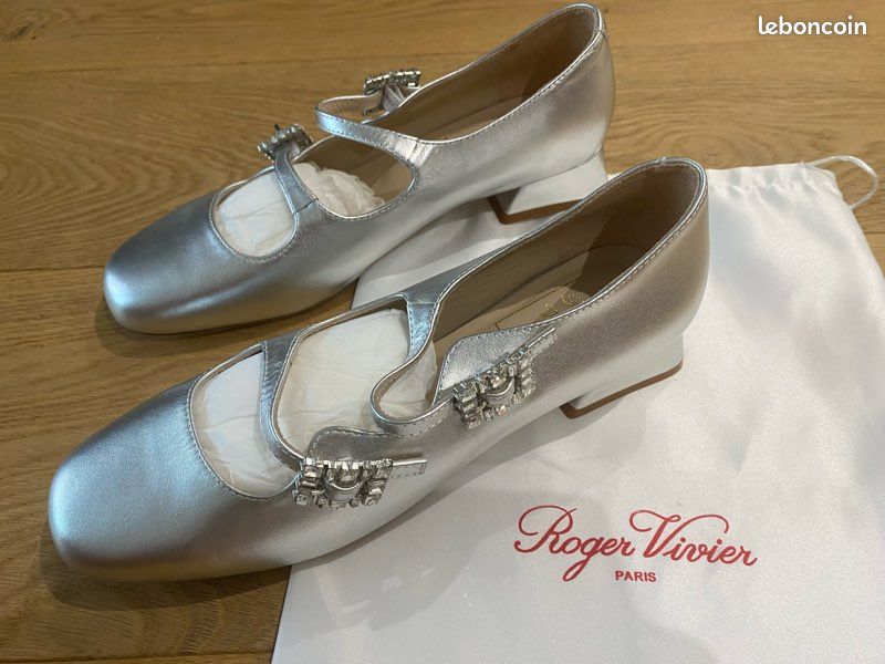 Chaussures mary jane Roger Vivier argentées 38 neuves Chaussures