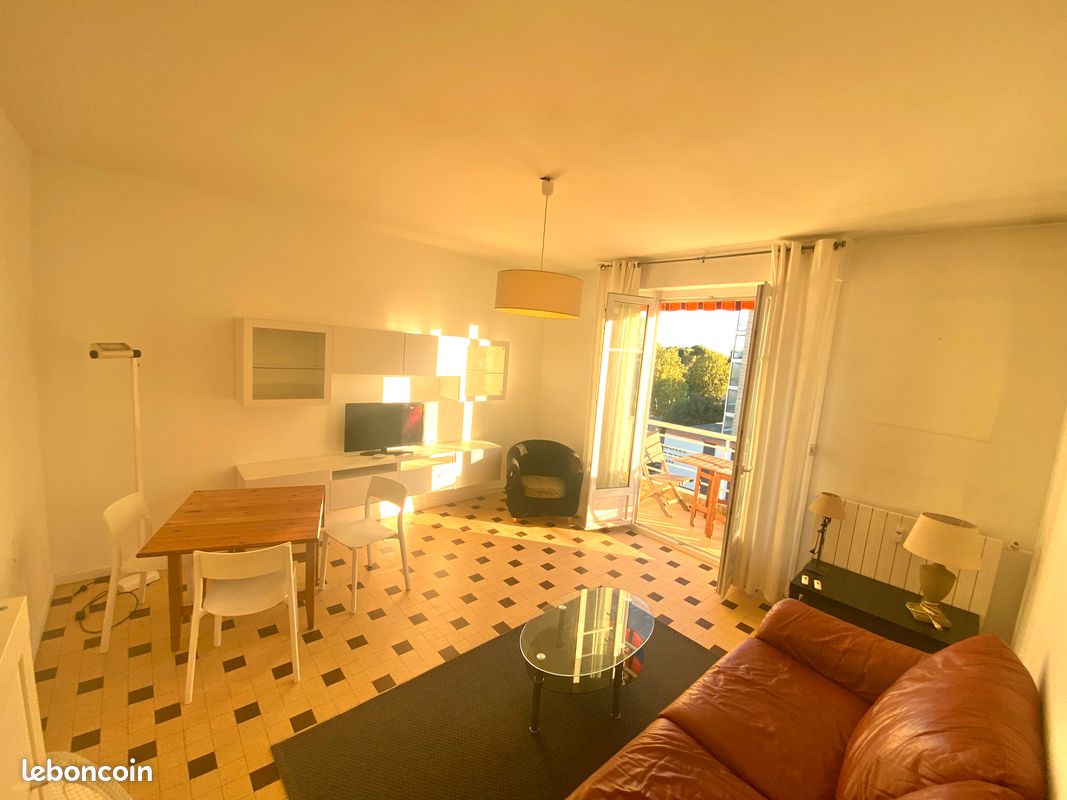 Appartement 2 pièces 45 m² · à Aix-en-Provence · 45 m² · 950 €/mois