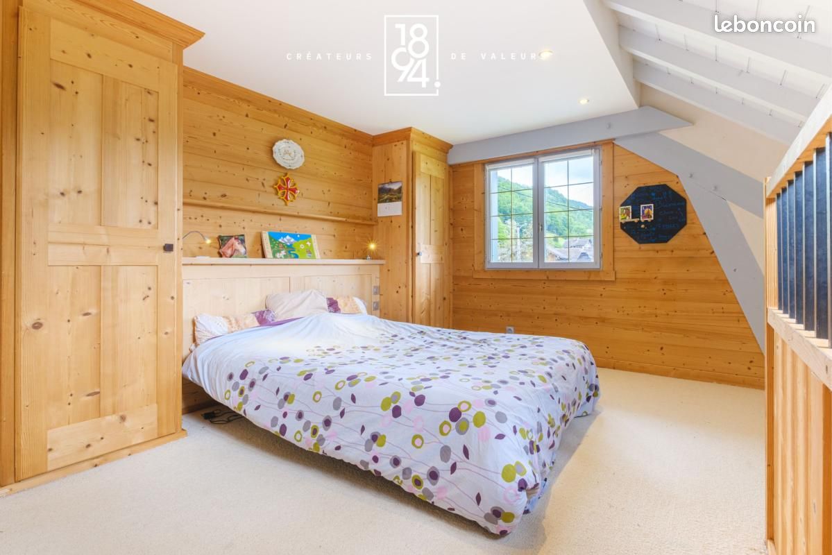 Maison 5 pièces 200 m² · à La Trinité · 200 m² · 570 000 €