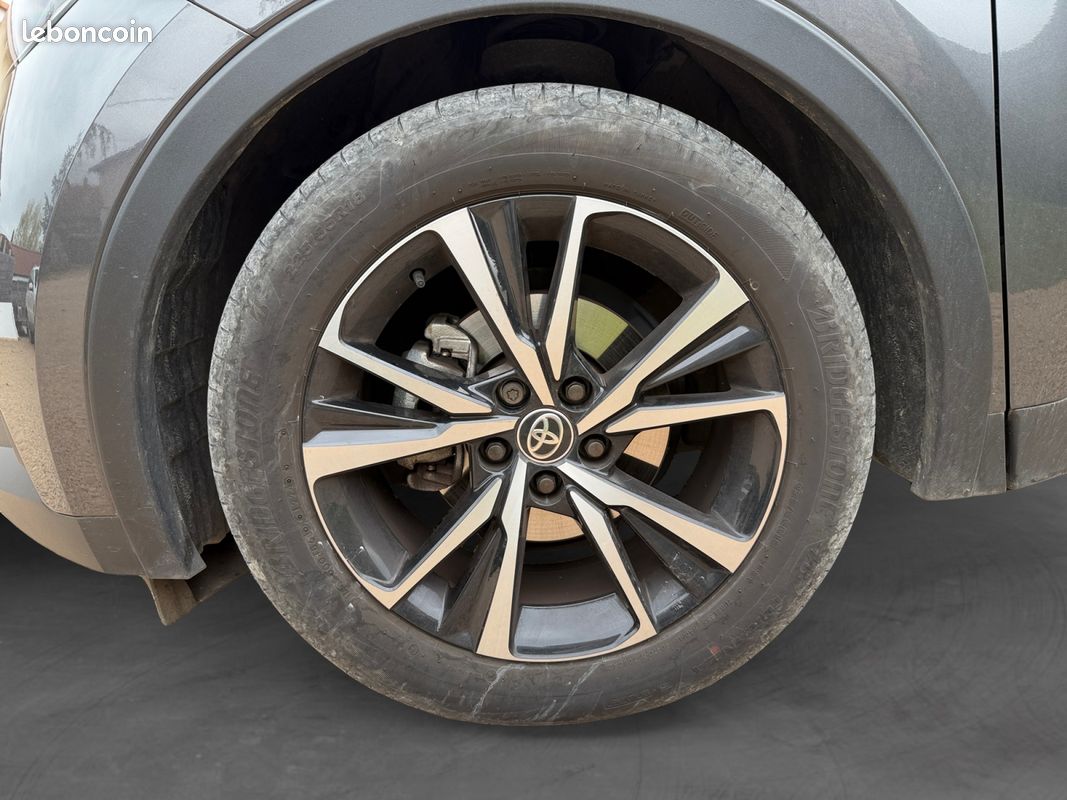 TOYOTA C-HR 1.8 140H Dynamic business 98Ch Garantie 12 mois (image 15)
