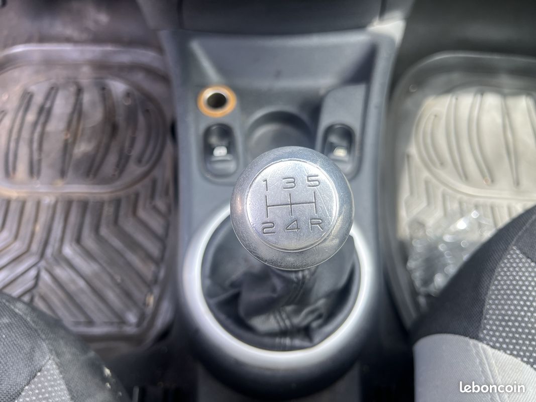 Citroen C3 1.6 HDI110 FAP VTR / UNIQUEMENT A PRO DE L'AUTOMOBILE / VENTE A MARCHAND (image 15)