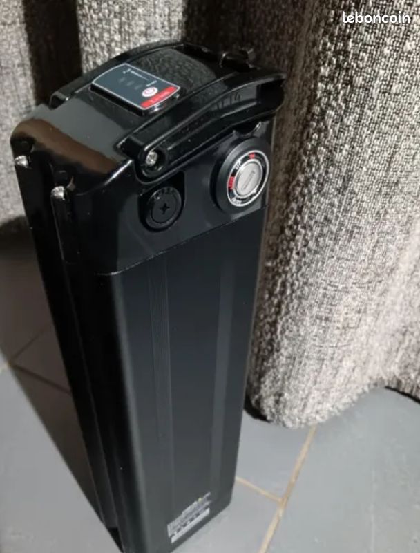 Batterie pour vélo Moma Ebike 20 et 26 (image 1)