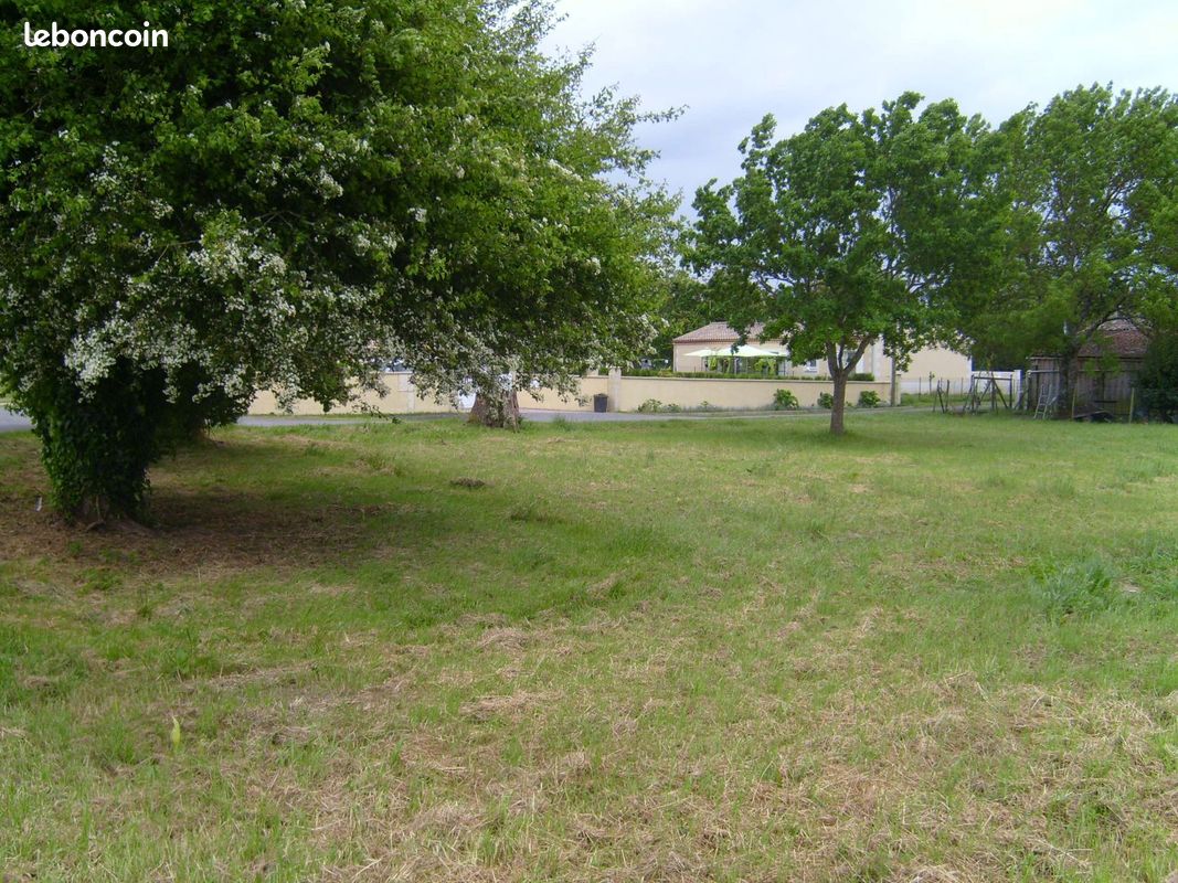 Terrain 1550 m² · à Cestas · 1 550 m² · 295 000 €